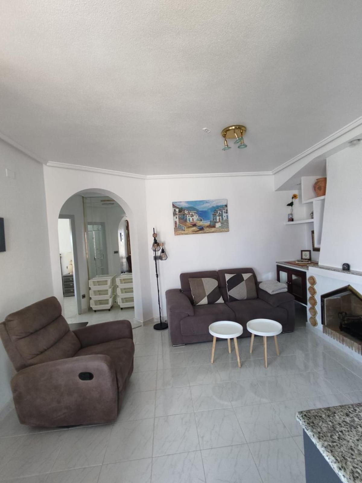 Schoenes Ruhiges Rooftop Apartment Mit Grosser Dachterrasse Torrevieja Exterior foto
